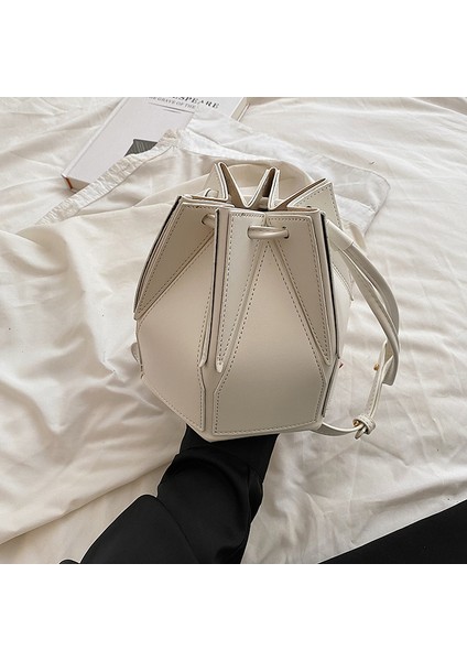 Moda ve Kişiselleştirilmiş Tasarım Katlanır Küçük Çanta Kadın Yeni Çok Yönlü Çapraz Çanta Doku El Kovasız Çanta (Yurt Dışından)