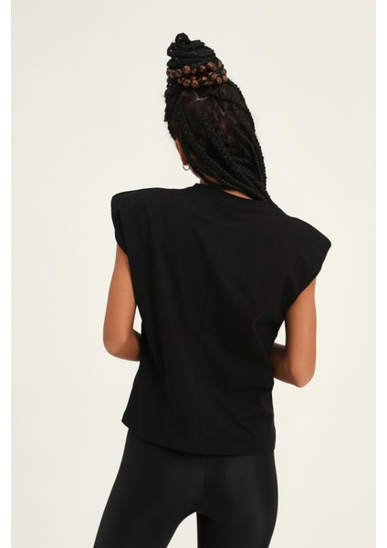 Vatkalı Kolsuz T-Shirt fırsatları