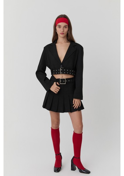 Kemer Detaylı Pileli Mini Etek Siyah