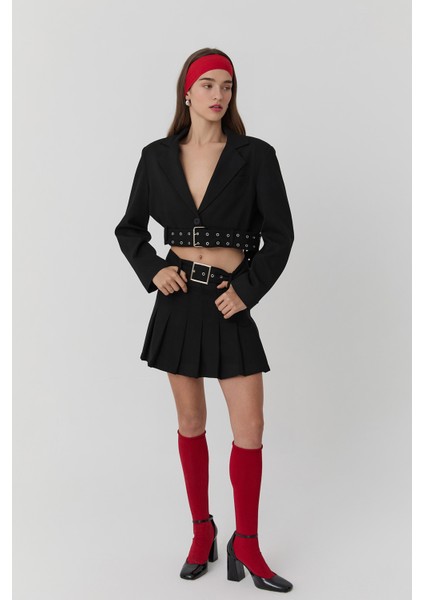 Kemer Detaylı Pileli Mini Etek Siyah modelleri