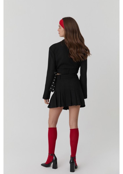 Kemer Detaylı Pileli Mini Etek Siyah indirimleri