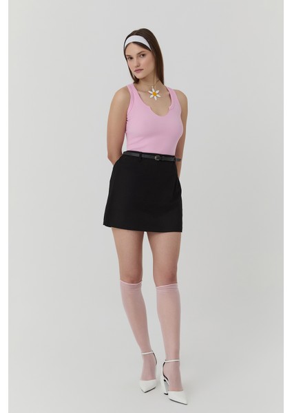 Kemer Detaylı Mini Etek Siyah