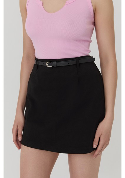 Kemer Detaylı Mini Etek Siyah modelleri