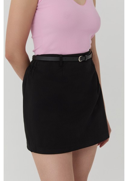 Kemer Detaylı Mini Etek Siyah fırsatları
