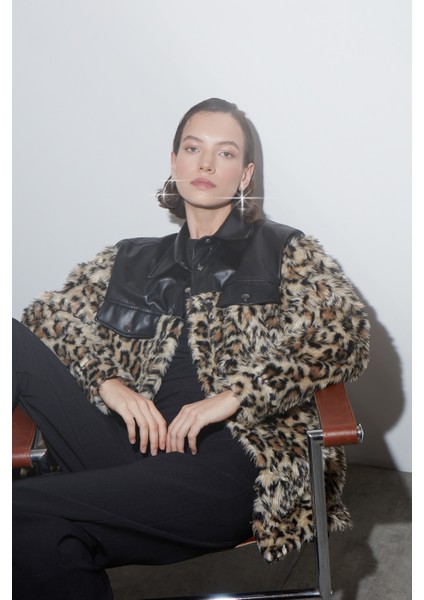 Deri Detaylı Kürk Ceket Kahve