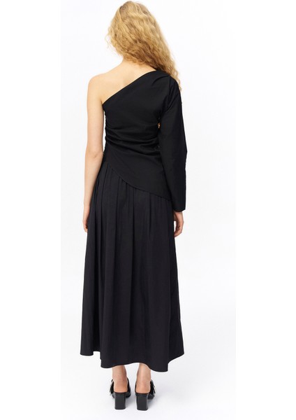 Drape Detaylı Tek Omuz Bluz Siyah indirimleri