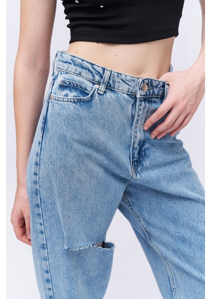Yırtık Detaylı Bol Paça Denim Pantolon Mavi fırsatları