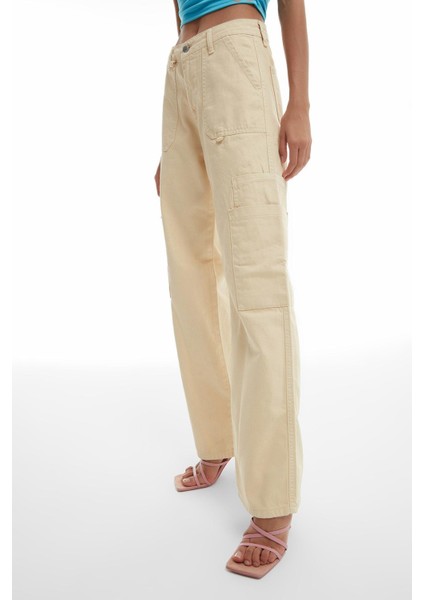 Cep Detaylı Kargo Pantolon Bej fırsatları