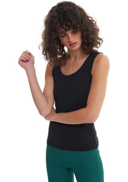 Kalın Askılı Basic Bluz Siyah fırsatları