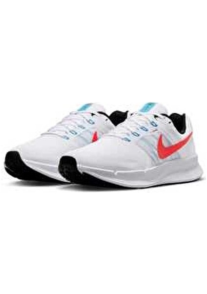 Run Swift 3 Kadın Koşu Ayakkabısı DR2698-102 fırsatları