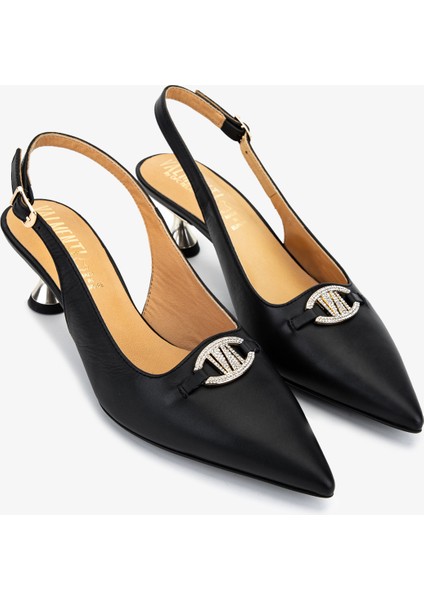 Kadın Hakiki Deri Siyah Comfort Ayakkabı 611 H51005 Bn Ayk SK25-26 Black Leather fiyatları