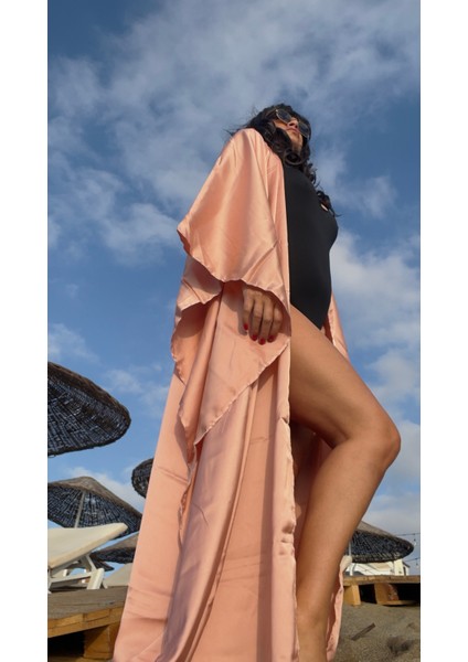 Kırmızı Enigmatic Kimono