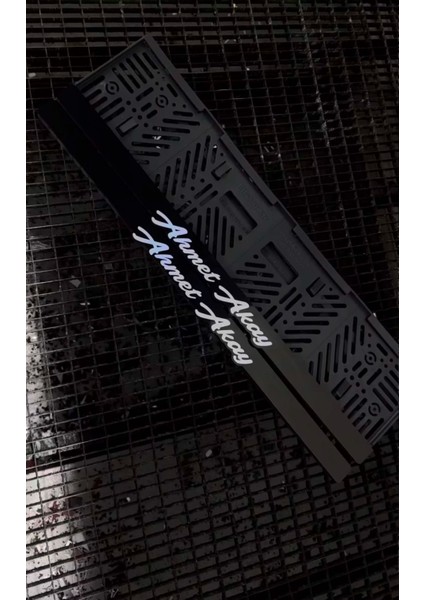 Kişiye Özel Hologramlı Araç Pleksi Plakalık