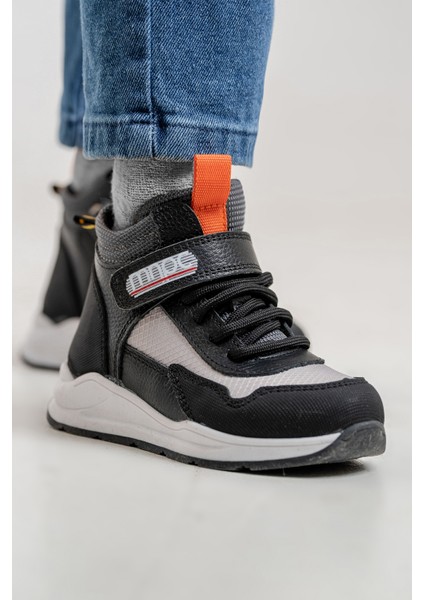 Erkek Çocuk Siyah Hakiki Deri Suya Dayanıklı Anatomik Günlük Bot