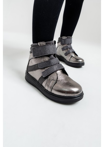 Kız Çocuk Gümüş Hakiki Deri Suya Dayanıklı Anatomik Günlük Bot indirimleri