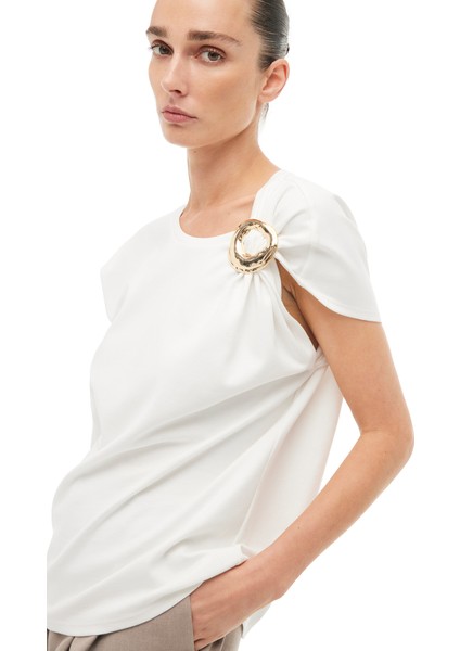 %100 Pamuk Ekru Omuz Detay Tişört fiyatları