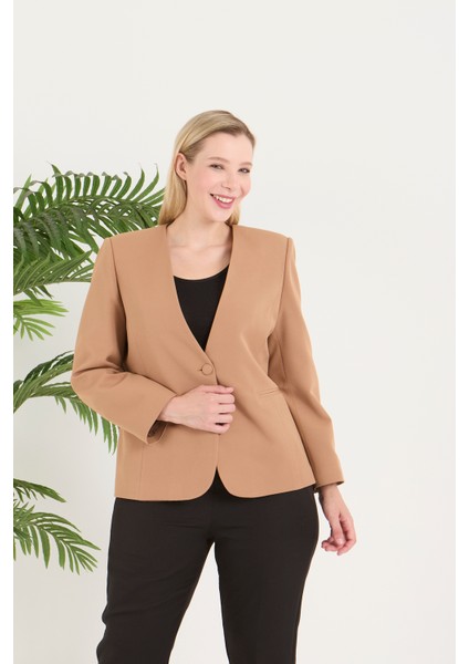 Kadın Büyük Beden V Yaka Tek Düğmeli Ceket