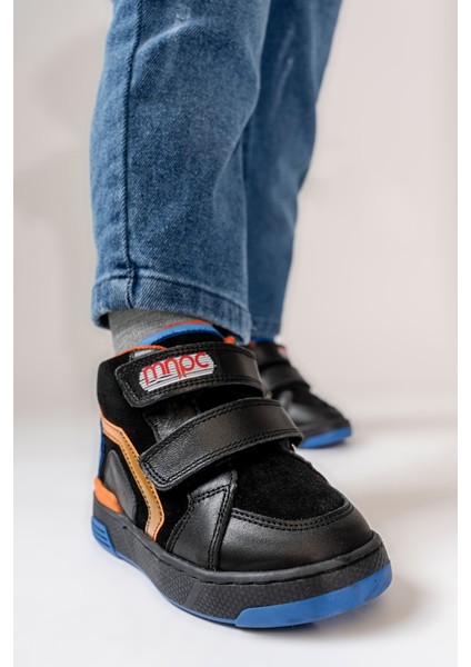 Erkek Çocuk Siyah Hakiki Deri Suya Dayanıklı Günlük Bot