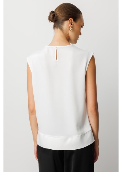 Ekru Kolsuz Basic Saten Bluz fırsatları