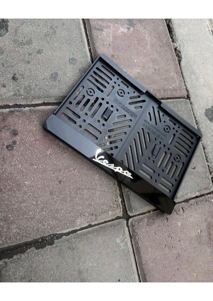 Vespa Motor Pleksi Plakalık