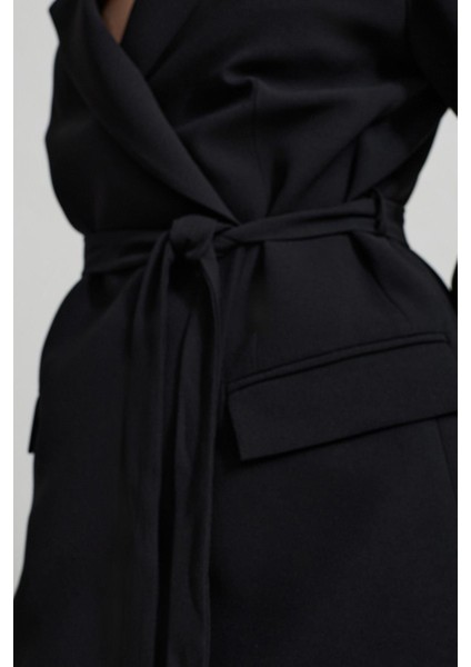 Siyah Belden Bağlama Detaylı Ceket Rahat Kesim Pantolonlu Takım fırsatları