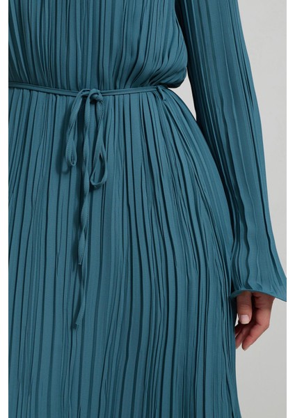 Kuvars Piliseli Rahat Kesim Elbise fırsatları