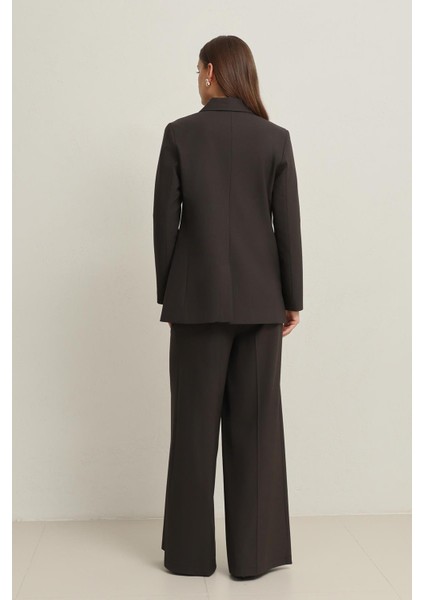 Acı-Kahve Cep ve Düğme Detaylı Basic Ceket indirimleri