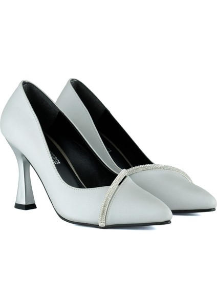 Roland Gümüş Saten Taşlı Sivri Burun İnce Kadeh Topuklu Abiye Ayakkabı fırsatları