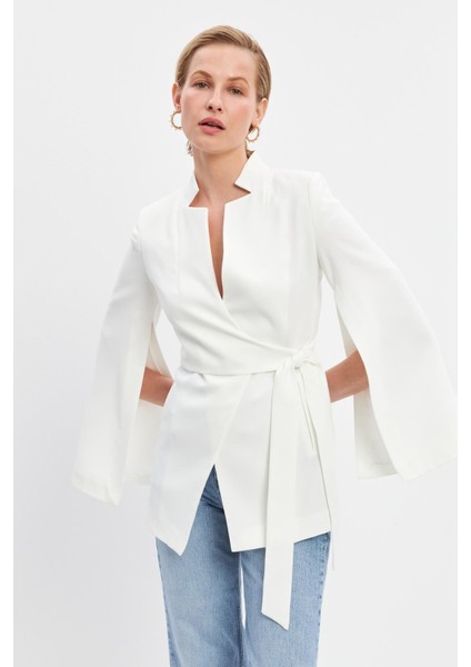Ekru Dar Kalıp Kol Detaylı Belde Bağlama Detaylı Ceket
