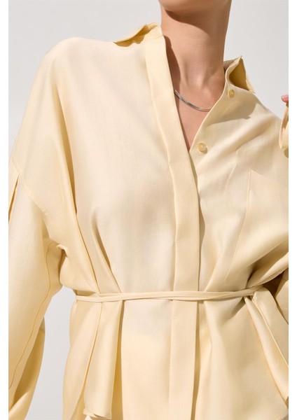 Tereyağ Sarısı Belden Kuşak ve Cep Detaylı Gömlek fırsatları