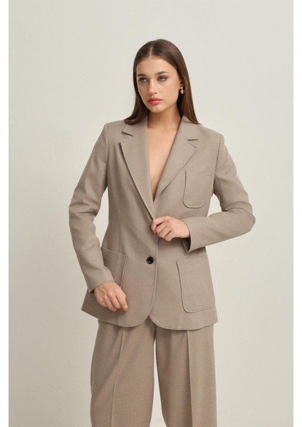 Bej Cep Detaylı Belden Oturtmalı Ceket fiyatları