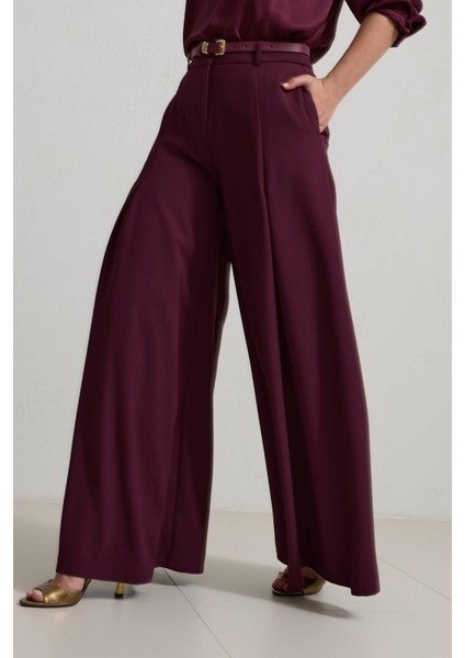 Vişne Pile Detaylı Rahat Kesim Kemerli Pantolon modelleri