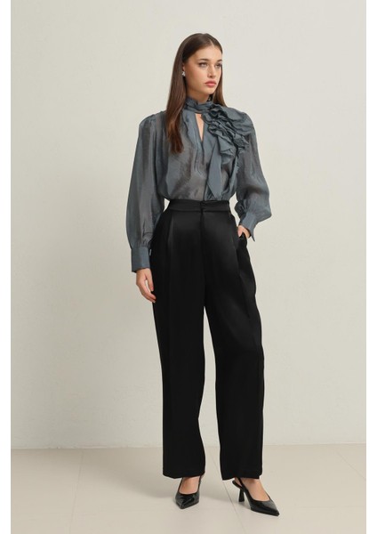 Siyah Pile ve Cep Detaylı Rahat Kesim Pantolon modelleri