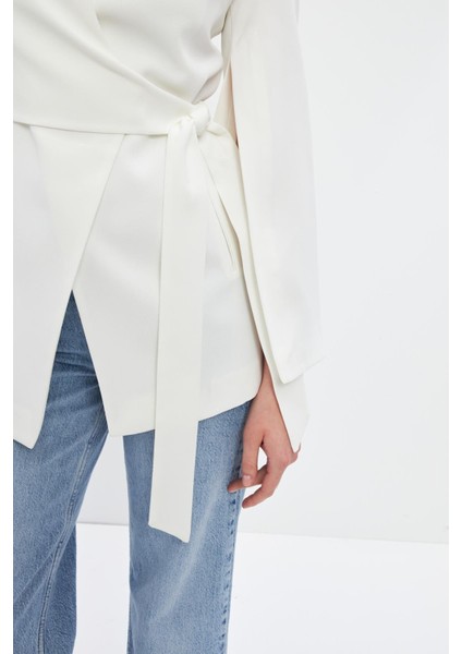 Ekru Dar Kalıp Kol Detaylı Belde Bağlama Detaylı Ceket fiyatları