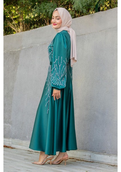 Ivy Boncuk Eva Nakışlı Saten Abiye-Zümrüt fırsatları