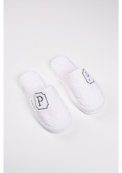 P Harf Nakışlı Banyo Ve Ev Havlu Terliği – %100 Pamuk Kaymaz Kalın Taban