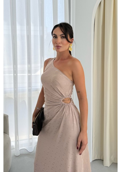 Taş Desenli Tek Kol Pencere Detaylı Elbise fiyatları