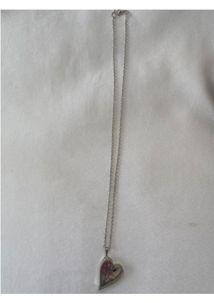 Kurutulmuş Mor Çiçekli Kalp Kolye Gümüş Renk modelleri