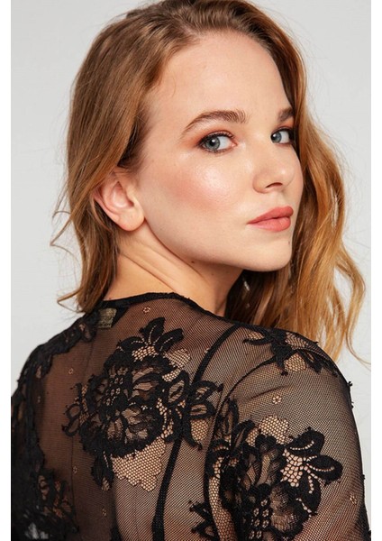 32805 Kadın Siyah Püsküllü Dantelli Tek Sabahlık fırsatları