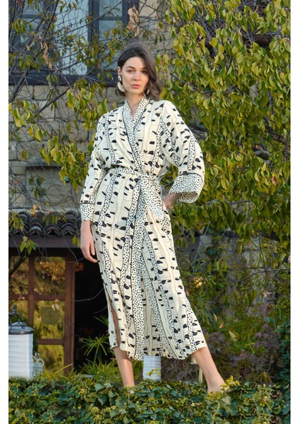 22041 Kadın Siyah-Beyaz Sabahlık fiyatları