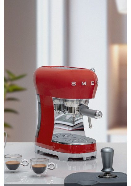 ECF02RDEU Kırmızı Espresso Kahve Makinesi fiyatları