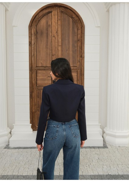 Kapsül Gardırop Astarlı Kruvazecrop Ceket modelleri