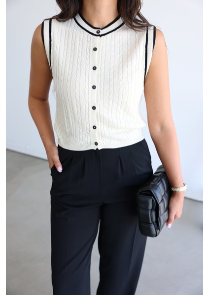 Boydan Düğmeli Biyeli Triko Yelek fiyatları