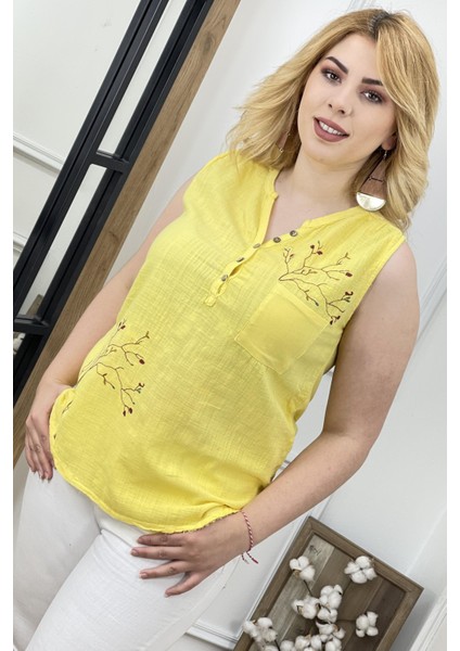 Kadın Ağaç Nakış Işlemeli Düğme Cep Detaylı %100 Pamuk Kolsuz Bluz fiyatları