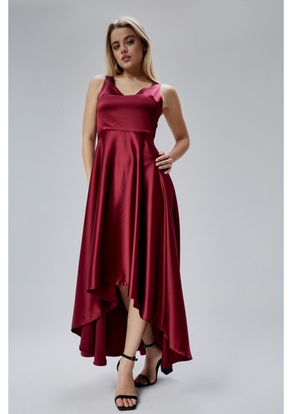 Kadın Saten Abiye Elbise - Dekolteli Kolsuz Volanlı Önü Kısa Arkası Uzun Tasarım HV06063109