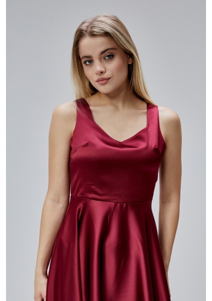 Kadın Saten Abiye Elbise - Dekolteli Kolsuz Volanlı Önü Kısa Arkası Uzun Tasarım HV06063109 modelleri