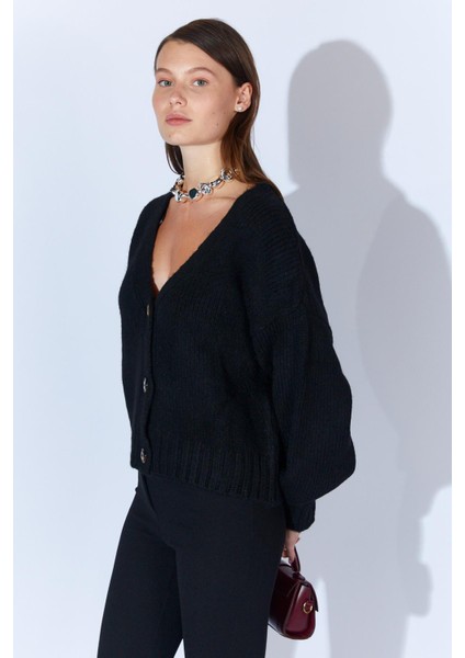 Kadın Siyah V Yaka Basic Hırka modelleri