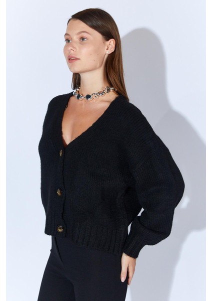 Kadın Siyah V Yaka Basic Hırka fırsatları