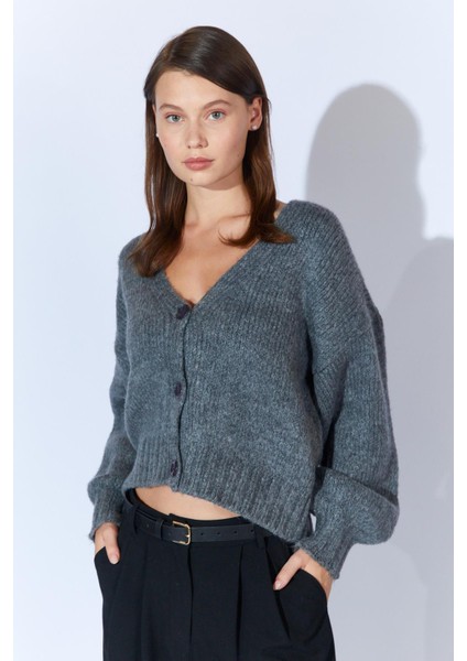 Kadın Antrasit V Yaka Basic Hırka