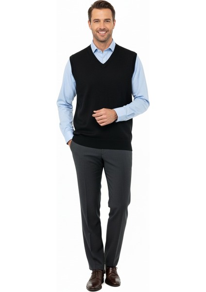 Erkek V Yakalı Düz Renk Klasik Model Rahat Kesim Tam Kalıp Yünlü Dokuma Süveter